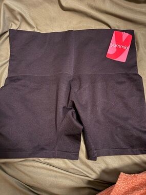 Yummie Black High-Waist Shaping Shorts